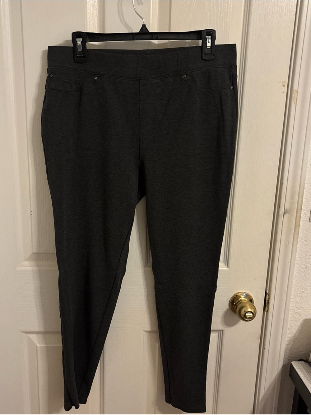 Seven7 womens pull on legging pants size XL stretch dark gray skinny knit